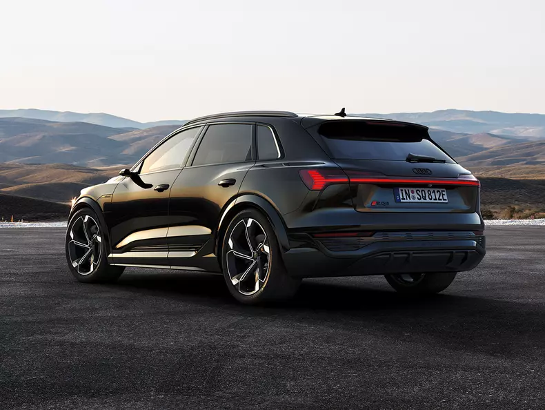 Audi SQ8 e-tron quattro
