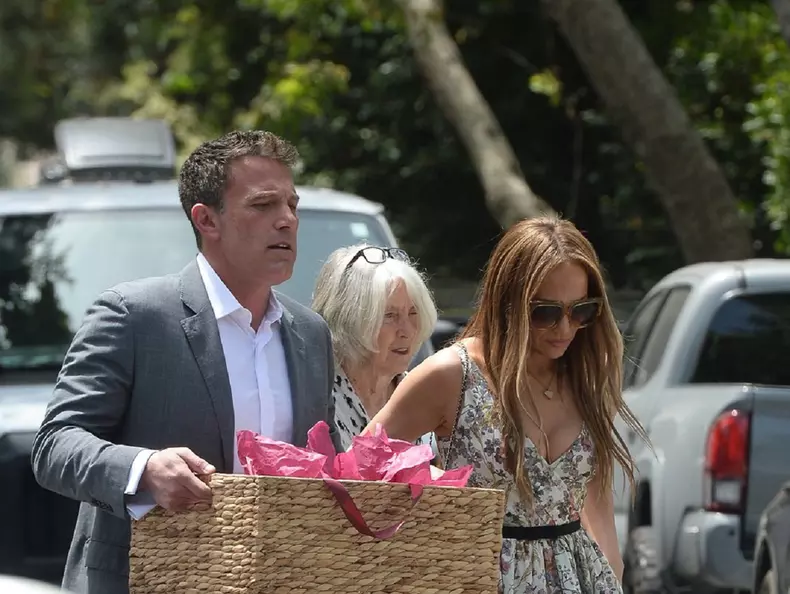 Cum arată vila de 60.000.000 $ a lui Jennifer Lopez și a lui Ben Affleck