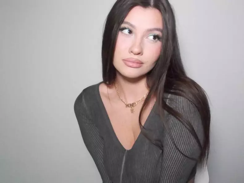 Erika 4