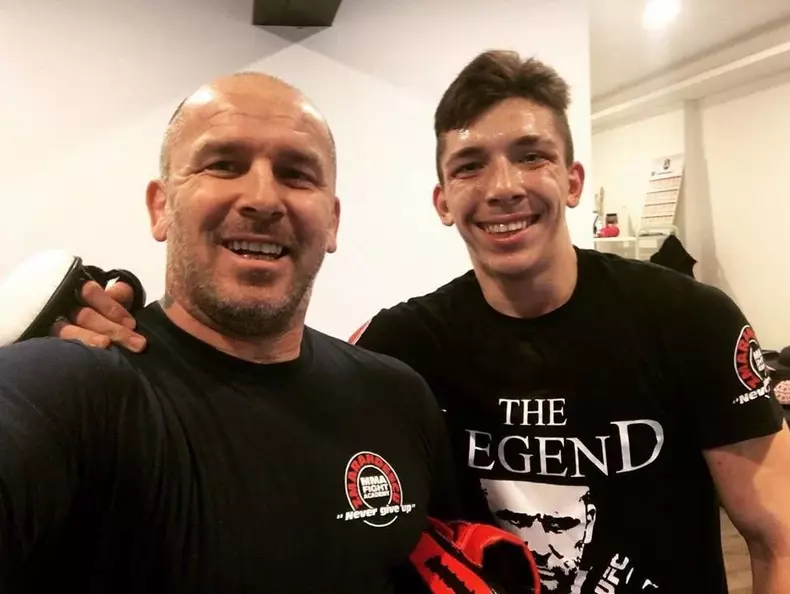 whatsapp-image-2023-12-15-at-13.04.06