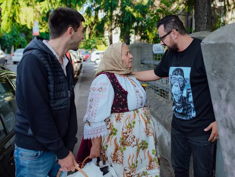 Tanti-Lenuta-a-spus-cum-Mircea-Bravo-i-a-salvat-viata-6