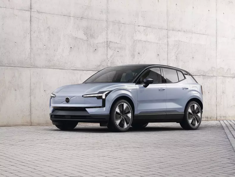 Volvo-EX30-2025-1600-06