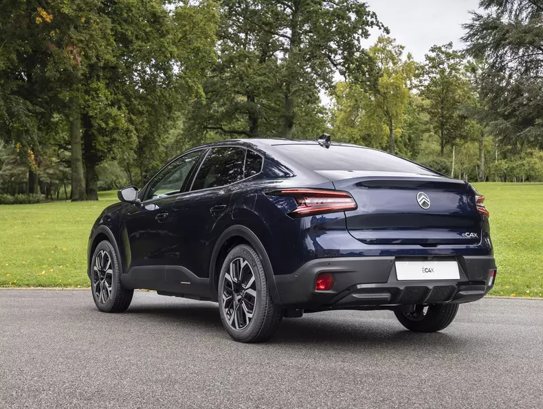 web_005_ëC4X-Bleu Eclipse