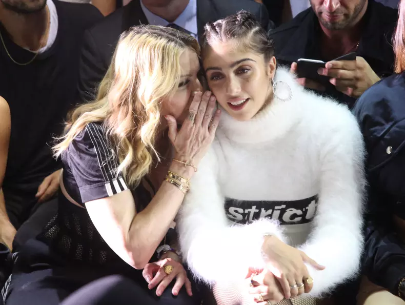 Madonna și fiica ei