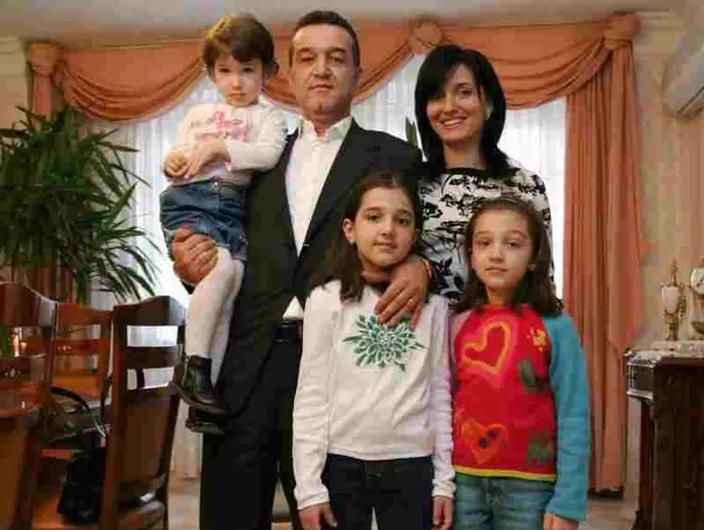 luminita-becali-7