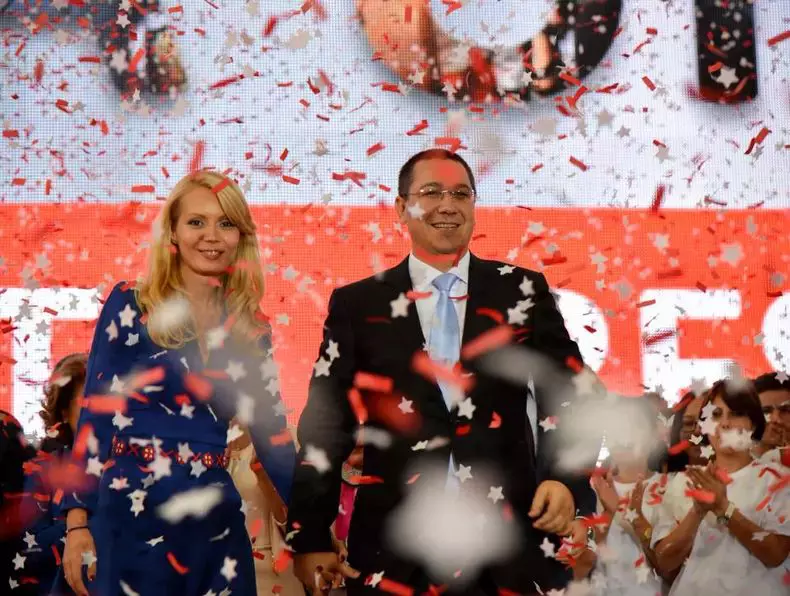 victor ponta si daciana sarbu