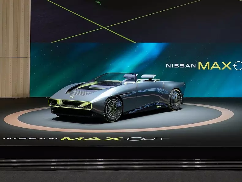 Nissan-Max-Out_Concept-2021-1600-08