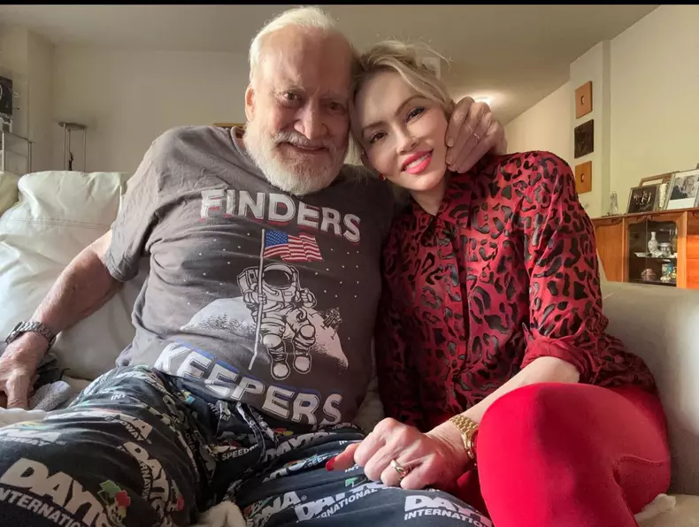 Anca-Faur-sotia-Buzz-Aldrin-a-murit-12