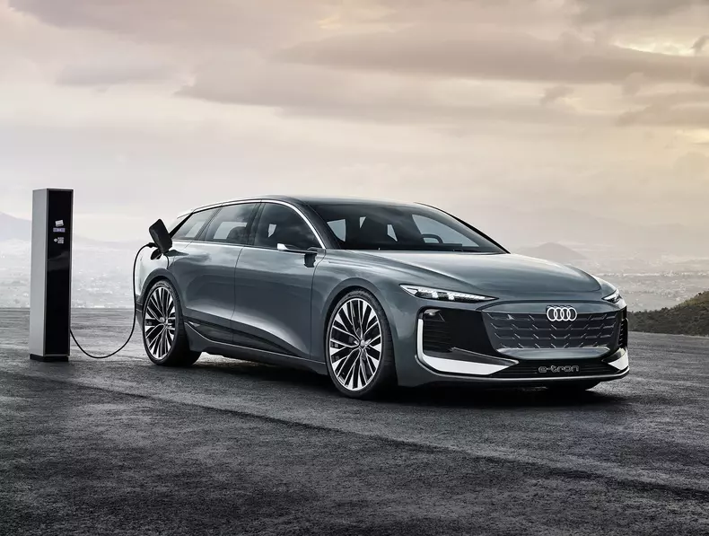 Audi A6 Avant e-tron concept