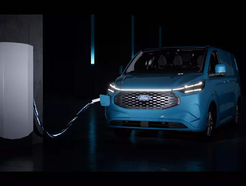 E-Transit_Custom-DC_fast_charging