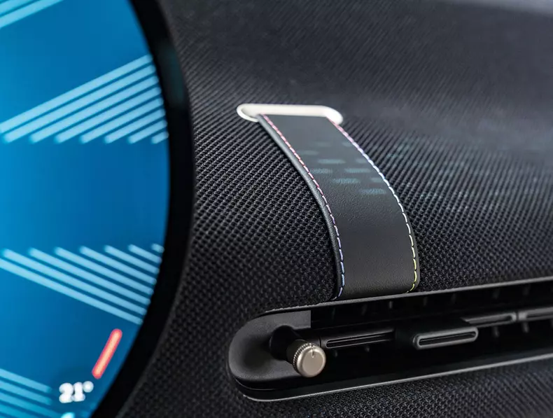 web_P90537234_highRes_mini-cooper-e-02-202