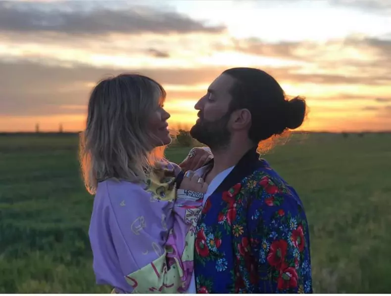 Gina-Pistol-Smiley-6-1