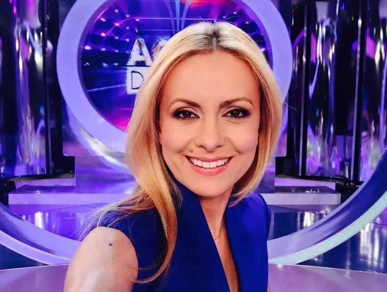 Simona probleme cu fiica sa