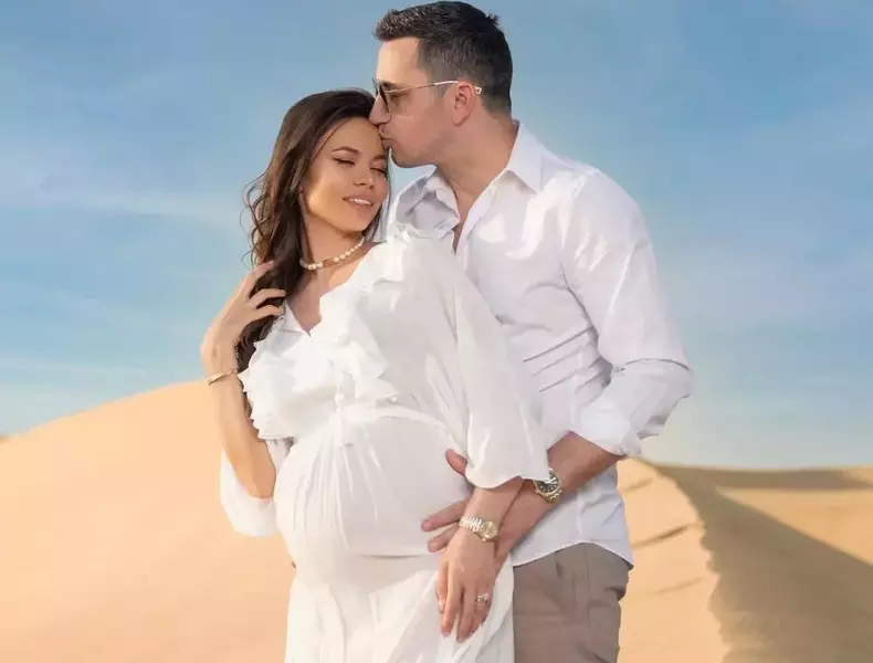 Flick-si-sotia-sa-1024x1024-1