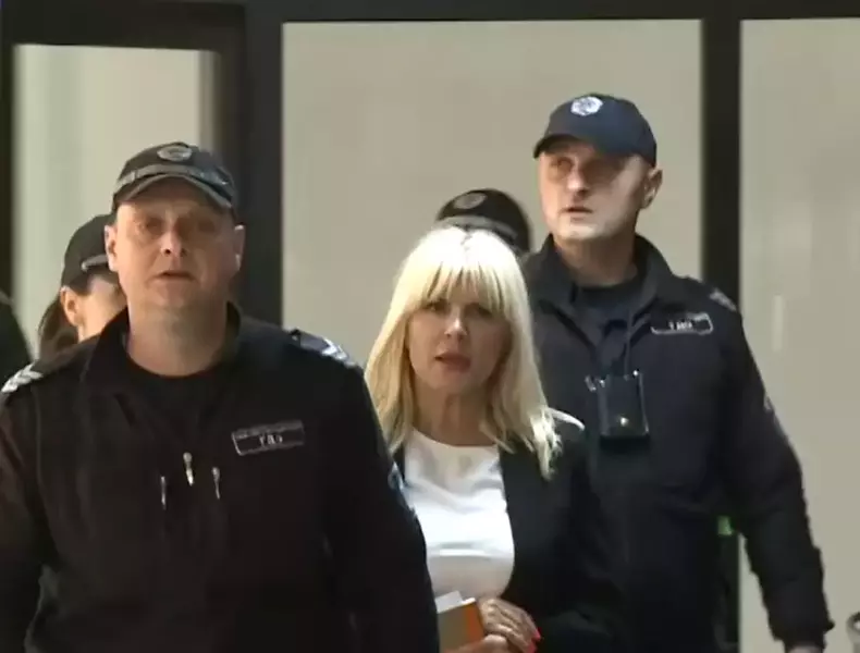 27801618811836162990790164758759602768785180n