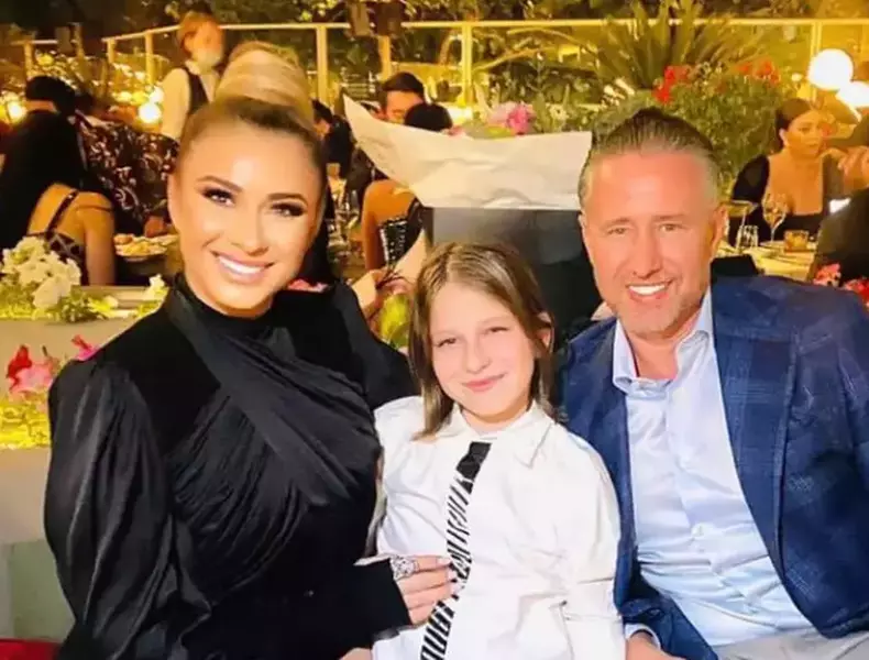 baiatul-anamariei-prodan-si-al-lui-reghe-bataie-parinti-7