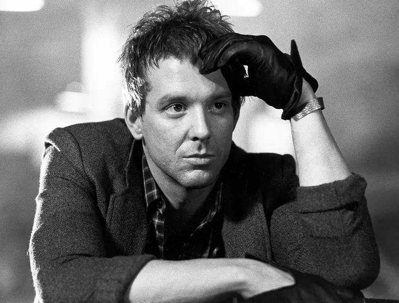 Ce s-a întâmplat cu chipul lui Mickey Rourke. Actorul a ajuns de nerecunoscut la 70 de ani