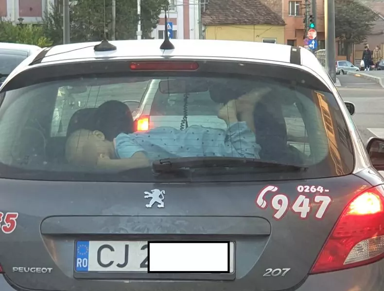 bebelus-cluj-masina1