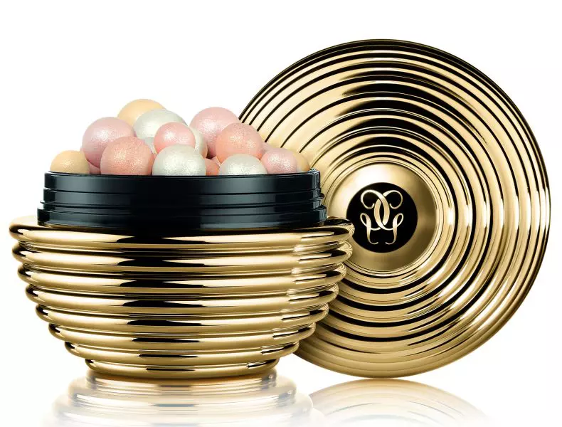 Perle iluminatoare, Guerlain, Meteorites Gold Pearl, 293 lei