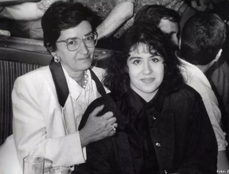 oana-roman-adolescenta