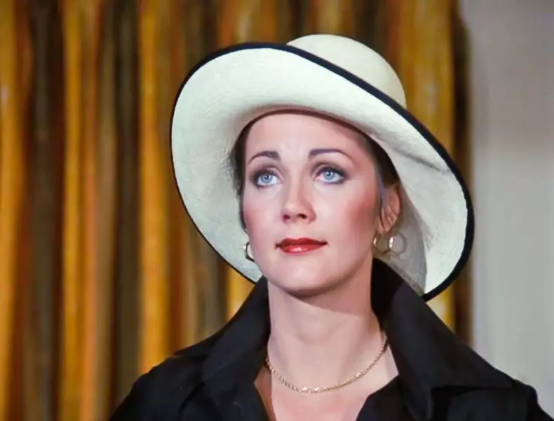 USA. Lynda Carter as Diana Prince /Wonder Woman in a scene from the ©CBS TV series:  Wonder Woman - season 3 (1979).Plot: The adventures of the greatest of the female superheroes. Ref: LMK110-J6637-070720Supplied by LMKMEDIA. Editorial Only.Landmark M