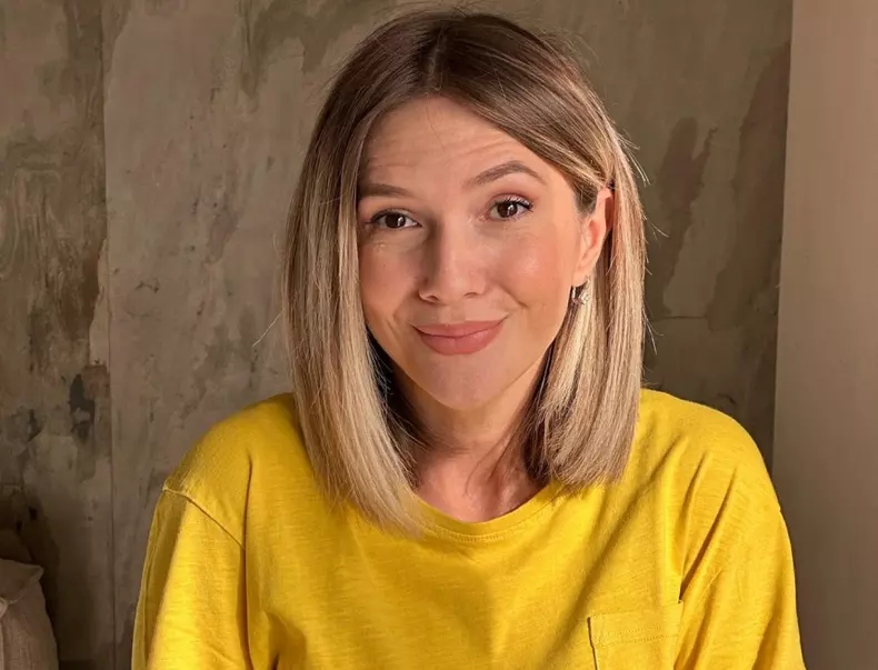 adela_popescu_a_dormit_la_morga-1