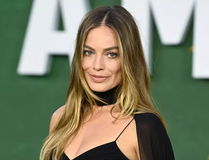 Amsterdam Premiere - London