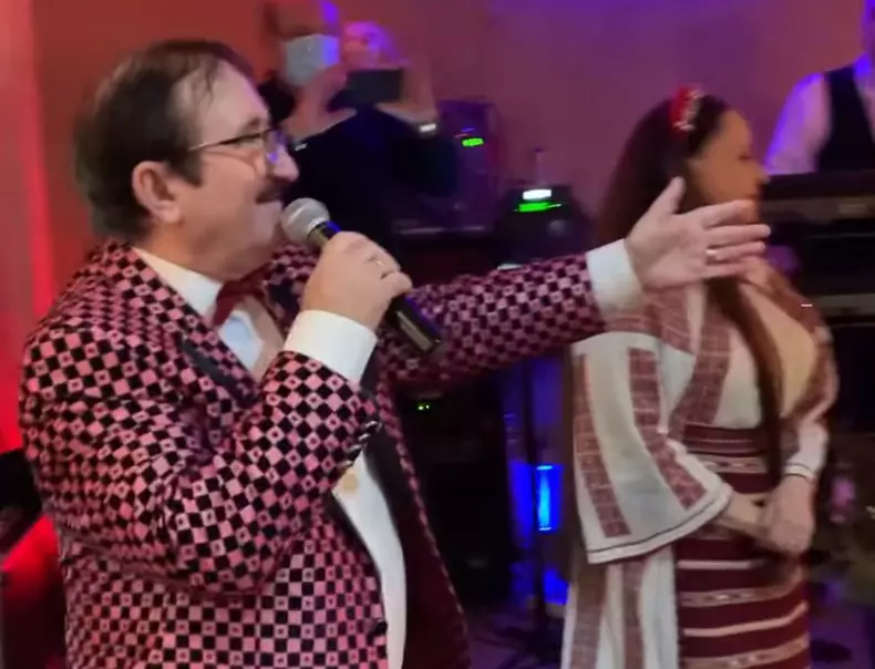 romica-tociu-zi-de-nastere-3