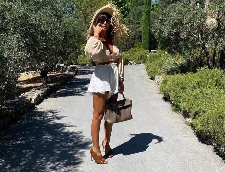 Iata-motivul-pentru-care-Dana-Budeanu-a-divortat-de-tatal-copiilor-ei-3