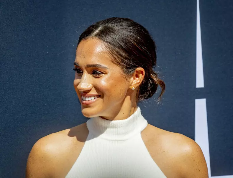 Le prince Harry, duc de Sussex et Meghan Markle, duchesse de Sussex, arrivent à l'hôtel de ville pour l'événement Invictus Games Dusseldorf 2023 One Year to Go