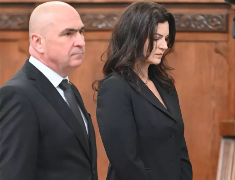 Bolojan-si-Ioana-Fasie