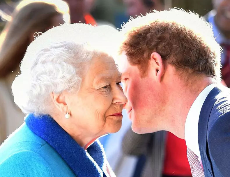 Prințul Harry si Regina Elisabeta