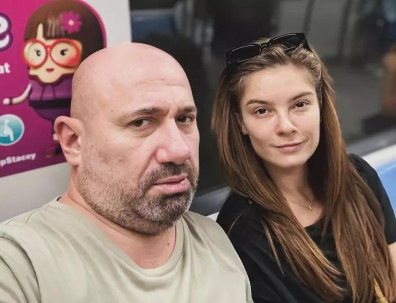 Catalin-Scarlatescu-a-dezvaluit-cum-i-a-dat-inelul-de-logodna-Doinei-Teodoru-5