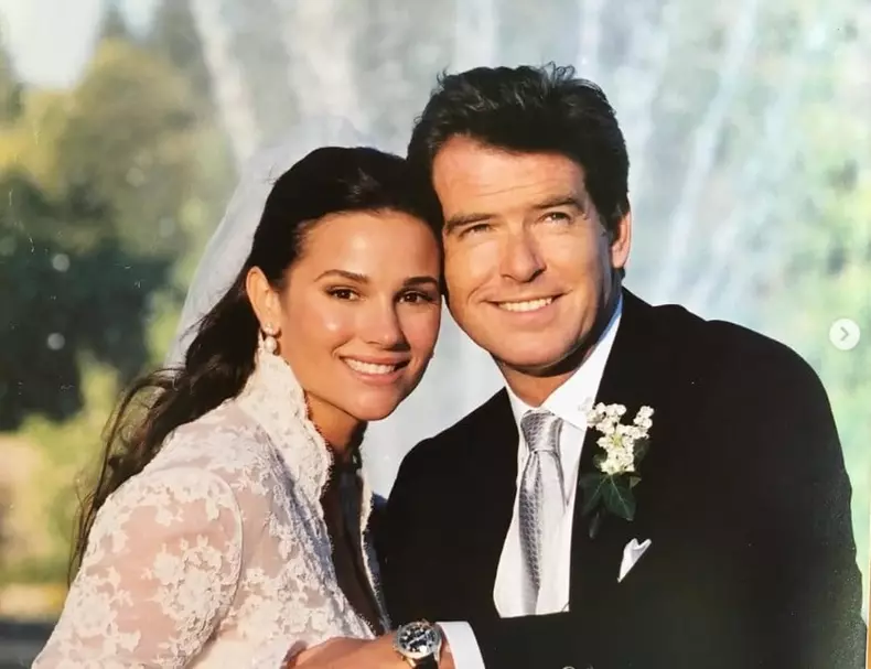Soția lui Pierce Brosnan a atras toate privirile cu noua siluetă. Keely Shaye Smith a slăbit 45 de kilograme și arată tot mai tânără