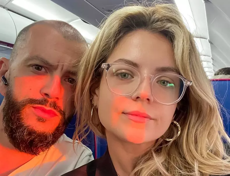 Victoria Răileanu s-a logodit în Paris (7)