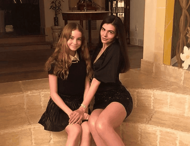 IRINA SI MONICA GABOR