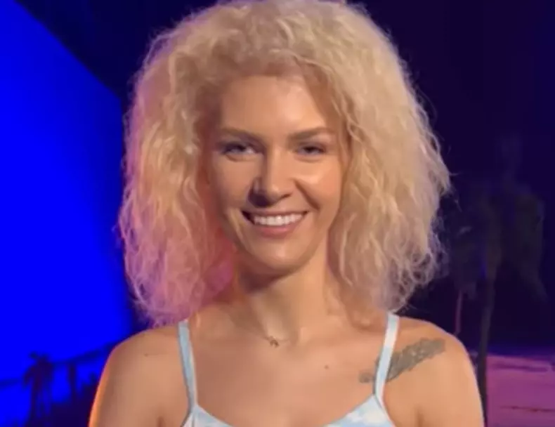 alexandra-porkolab-eliminata-survivor-3