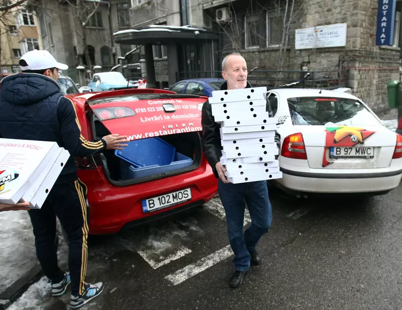 Andrei Gheorghe, pizza boy la DNA, in 2015