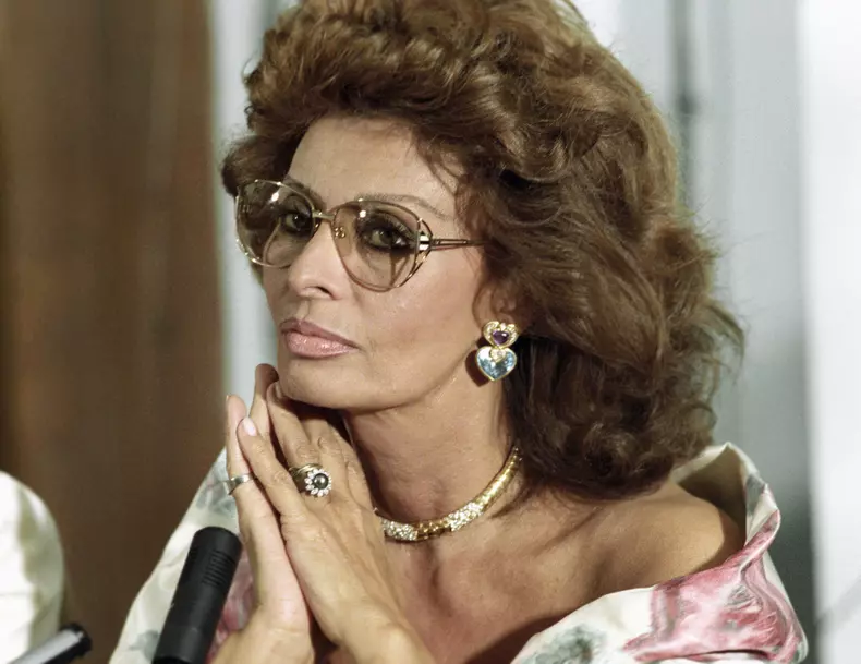 SOPHIA LOREN