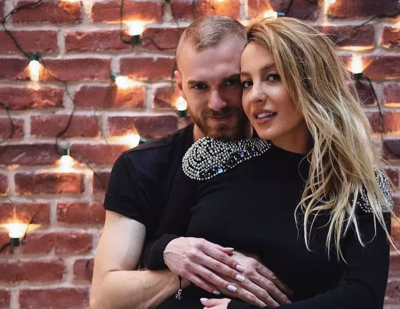 Flavia Mihășan, noi detalii despre despărțirea de Marius Moldovan  (2)