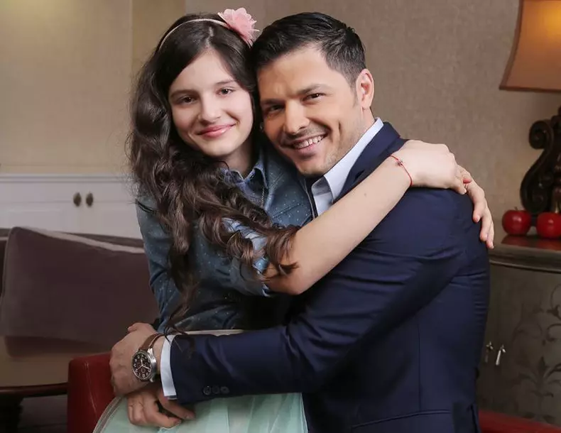 Ce-pățește-Liviu-Vârciu-de-pe-urma-fetei-sale-de-18-ani.-Decizia-luată-de-aceasta