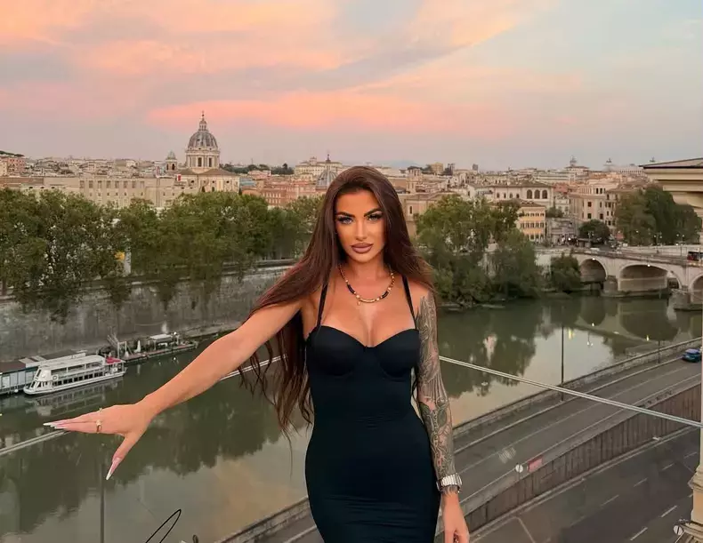 bianca-concurenta-insula-iubirii4