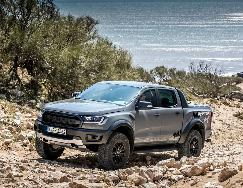 2021 Ford Ranger Raptor_03