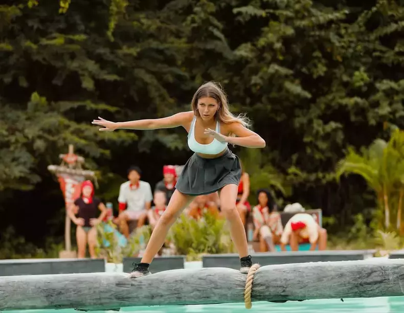 loredana-palanceanu-survivor-romania-2026-profa-de-mate-antena-1-4