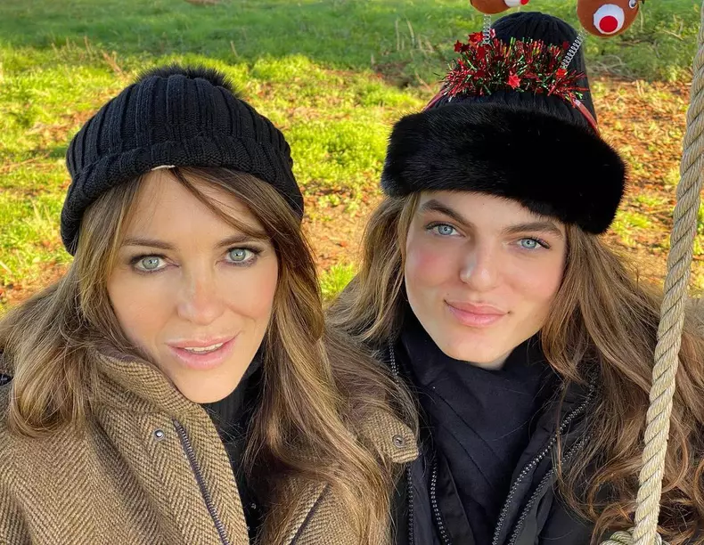 Elizabeth Hurley și fiul ei Damian