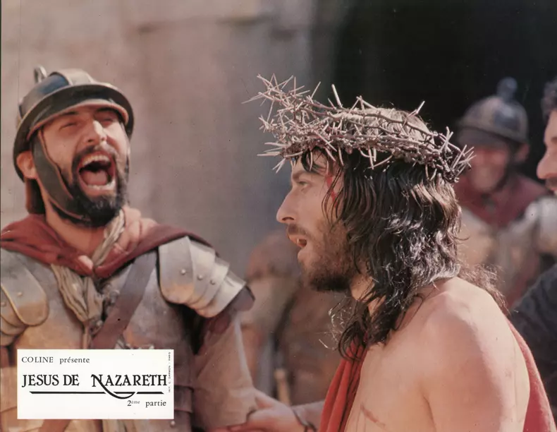 Robert Powell în rolul lui Iisus din Nazaret