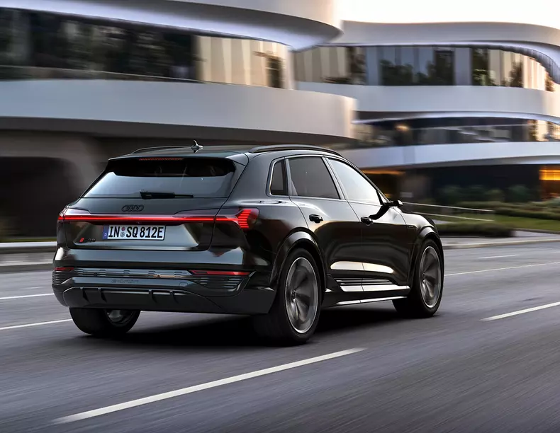 Audi SQ8 e-tron quattro