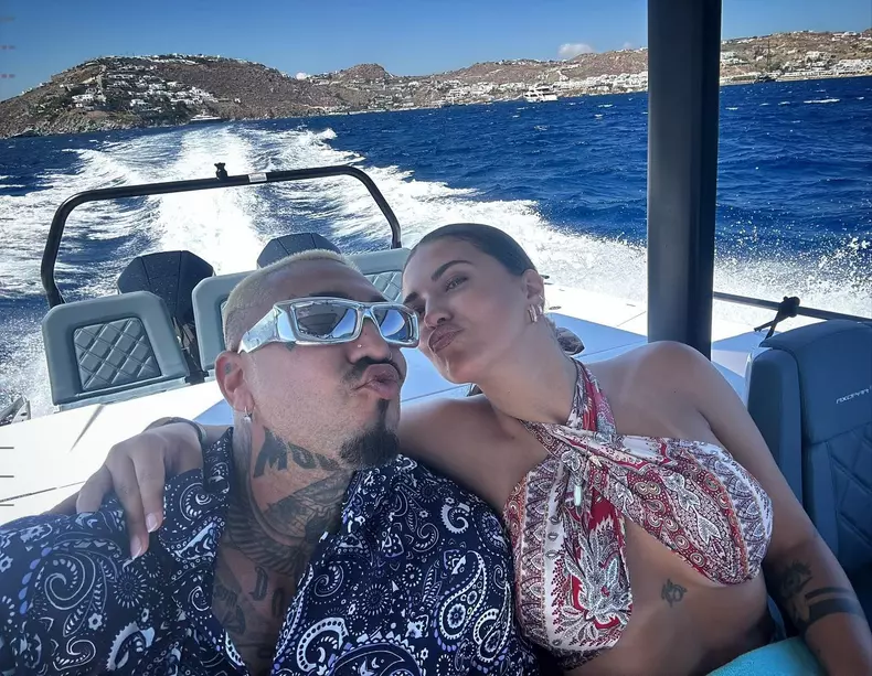 alex velea cu antonia in vacanta