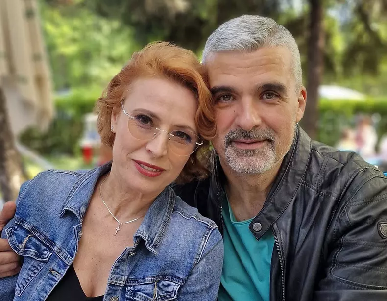 aurelian temisan si monica davidescu