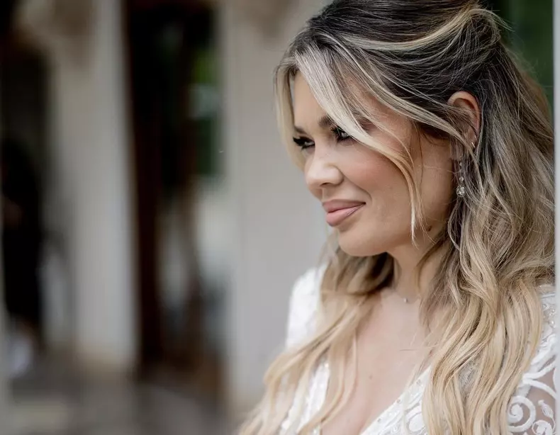 nunta-anului-gina-pistol-senzationala-in-a-doua-rochie-de-mireasa-pe-care-a-purtat-o-la-petrecere_6_1-7